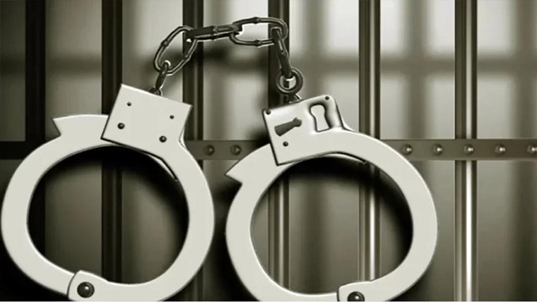 سٹی کورٹ میں موبائل چوری کرنے والا 3 رکنی گروہ گرفتار