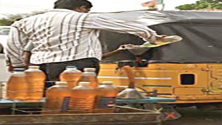 کھلا بیچنے پردکاندارگرفتار