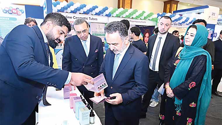 راولپنڈی چیمبر کے زیراہتمام نمائش، غیر ملکی سفیروں کی گہری دلچسپی