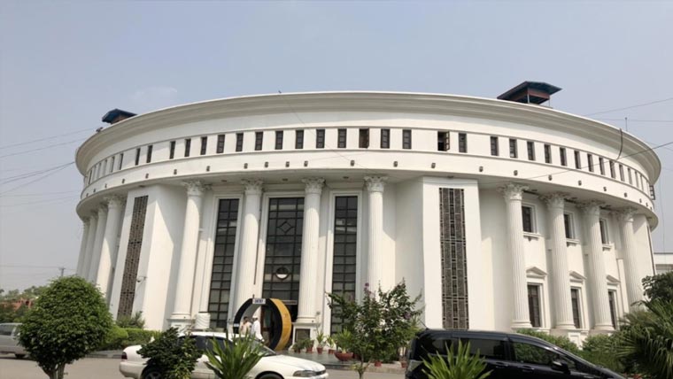  پختونخوا کا بجٹ کاپی پیسٹ :اپوزیشن لیڈر، حکومتی ارکان کا احتجاج