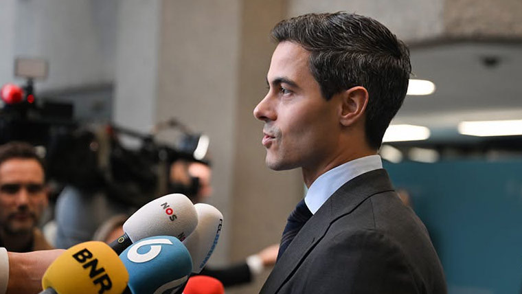 نیدرلینڈز کے وزیراعظم نے  انڈونیشیا کی مولوقان کمیونٹی سے  ریاستی سطح پر باضابطہ معافی مانگ لی 