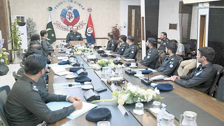 آئی جی سندھ کی زیرِ تربیت اے ایس پیز سے ملاقات