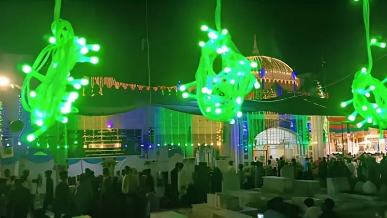 عرس بابا فریدؒ :بہشتی دروازے سے گزرتے بھگدڑ ،90زائرین زخمی 