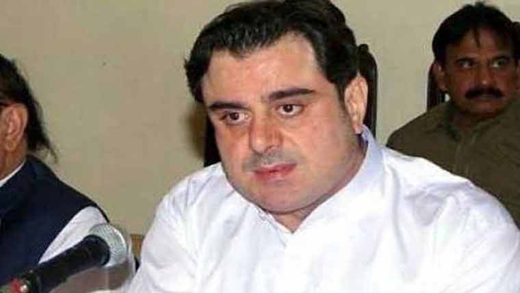 وزیر ہاؤسنگ کی داتا دربار کی غسل تقریب میں شرکت