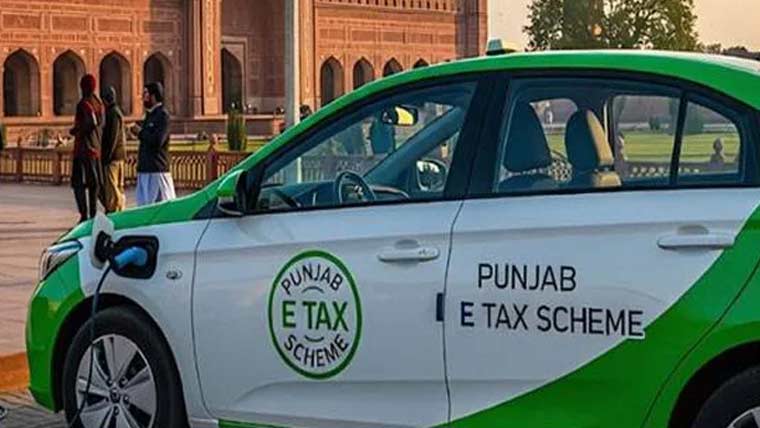 الیکٹرک ٹیکسی سکیم کا غلط استعمال، متعدد افراد کو نوٹس جاری
