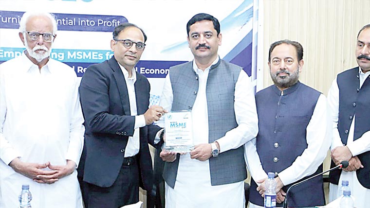 سمیڈا‘ چیمبر آف کامرس کاروباری مواقع بڑھائے سکتے ‘ خواجہ یاسر 