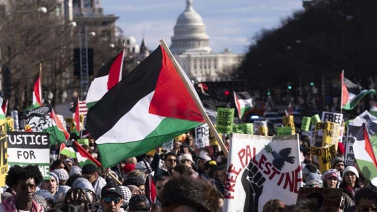 امریکیوں کی اکثریت  ایران پر حملوں کی مخالف 