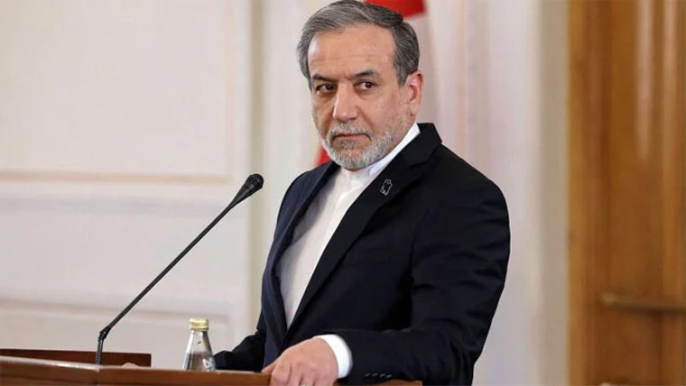 دو تہائیوں تک امریکی فوجی کارروائیوں  سے سبق سیکھا :عباس عراقچی 