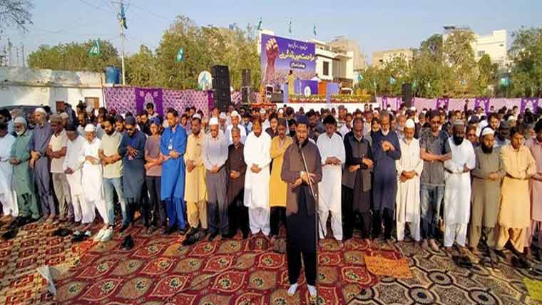 خامنہ ای کی شہادت پر احتجاج جاری ،کئی جگہ غائبانہ نمازجنازہ ادا