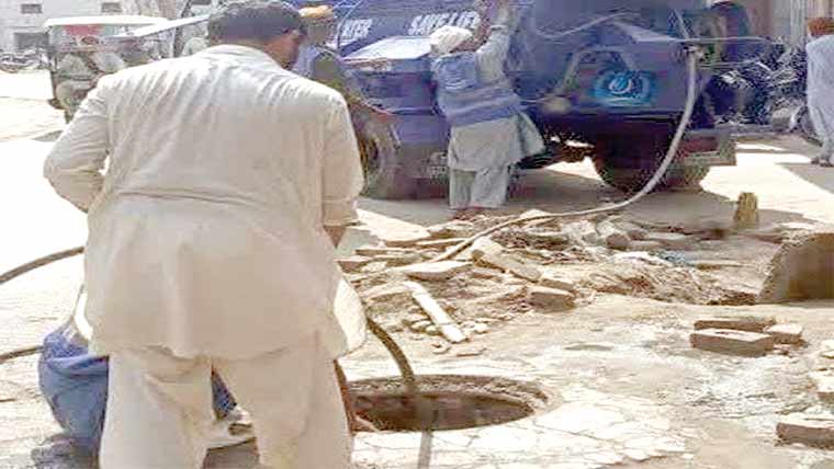  کوٹ ادو :سیوریج نظام کی  بہتری کیلئے ہنگامی صفائی