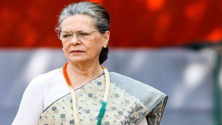 مودی نے ایران جیسے اتحادی کو تنہا چھوڑ دیا:سونیا گاندھی