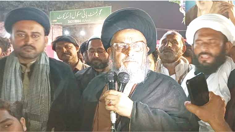 سید علی خامنہ ای کی شہادت کیخلاف ڈسکہ میں احتجاجی ریلی 