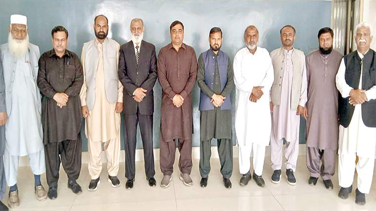 علامہ اقبال یونیورسٹی کے ریجنل ڈائریکٹر کا تعلیمی اداروں کا دورہ