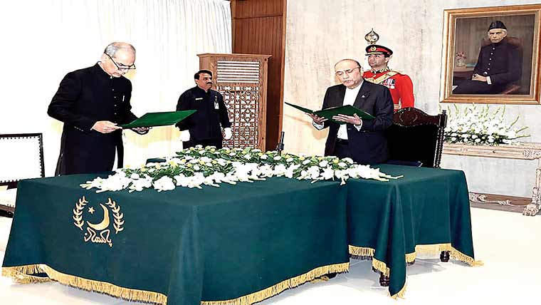 نوید کامران بلوچ نے وفاقی محتسب کے عہدہ کا حلف اُٹھا لیا 