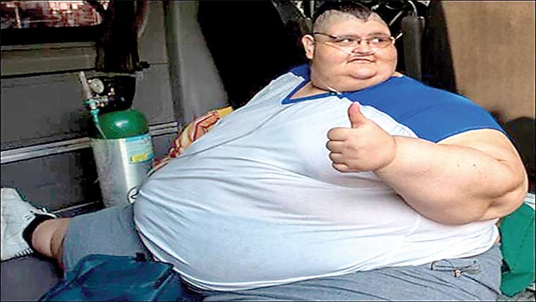 سوشل میڈیا کے فوڈ ٹرینڈز وزن میں اضافے کا باعث 