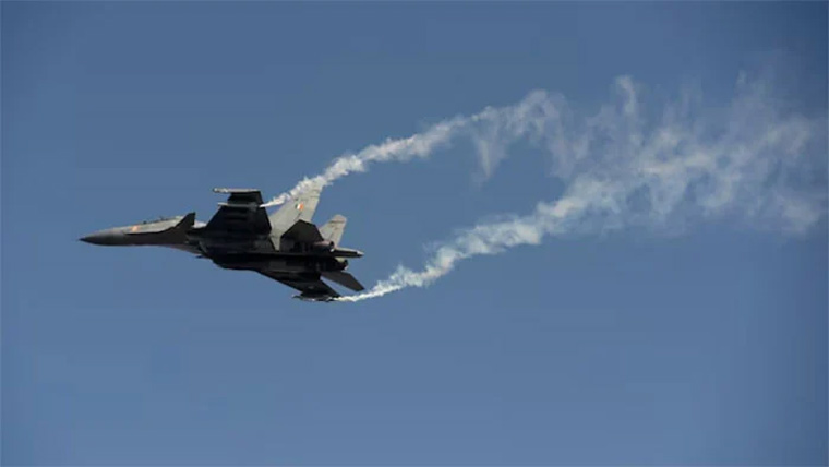 بھارتی فضائیہ کا جنگی طیارہ لاپتہ ہوگیا