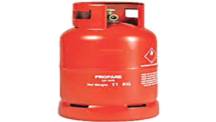  گیس سلنڈر لگانے پر 7گاڑیاں بند