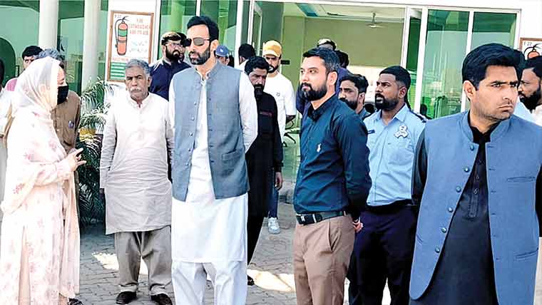 ڈی سی ، اے سی کا بس سٹینڈ ، ٹریٹمنٹ پلانٹ کامعائنہ 