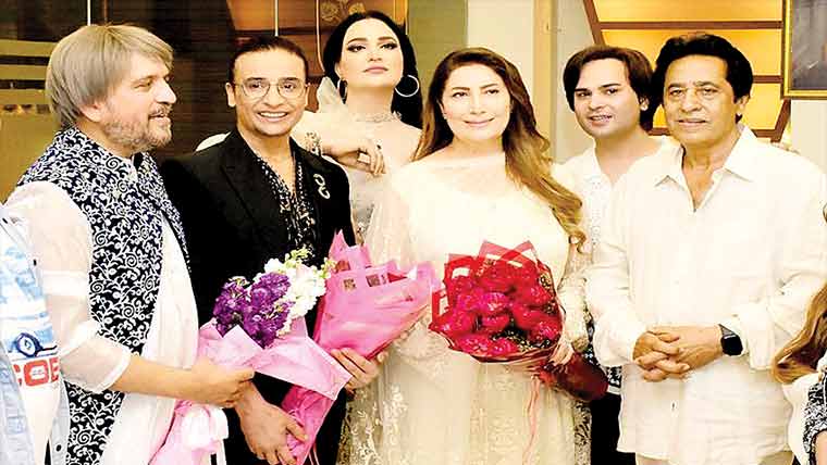  اداکارہ صائمہ نور نے بھی  بیوٹی انڈسٹری میں قدم رکھ دیا