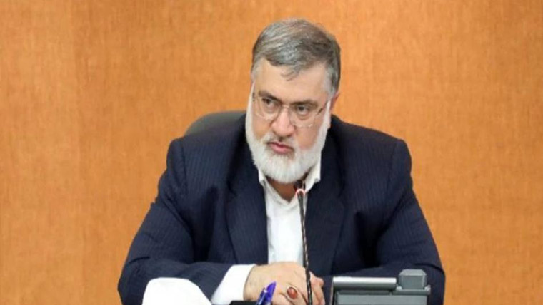 تہران کے پٹرول پمپس پر 20لٹرکوٹہ  مقرر،میٹروسروس مفت کرد ی گئی