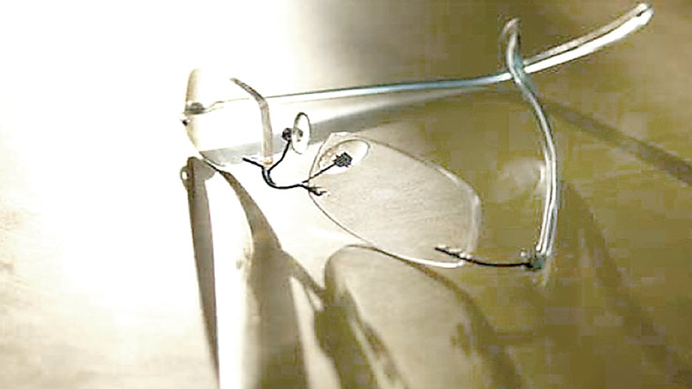 غلط نمبر کا چشمہ ، ماہرین نے اہم علامات اور مسائل بتا دئیے