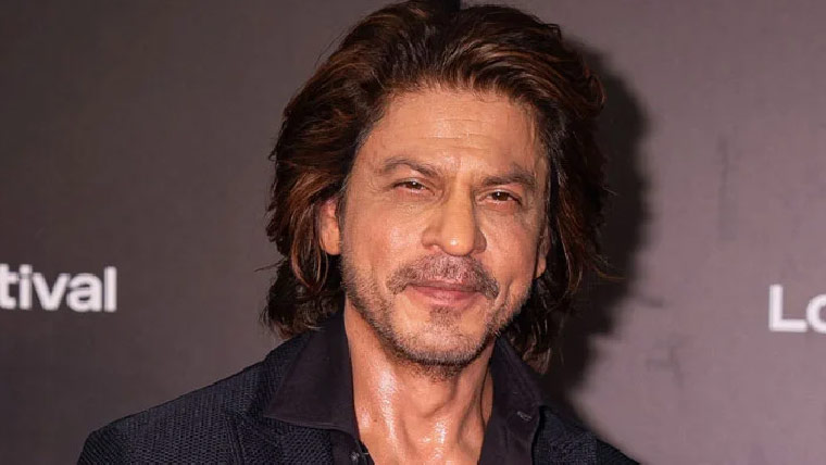 شاہ رخ خان اپنی فلموں کی  سکرپٹس کی وجہ سے تنقید کی زد میں 