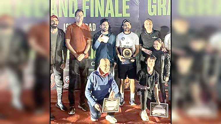 پلس ایکٹو شارکس ٹیم پریمیئرپیڈل لیگ کی چیمپئن بن گئی