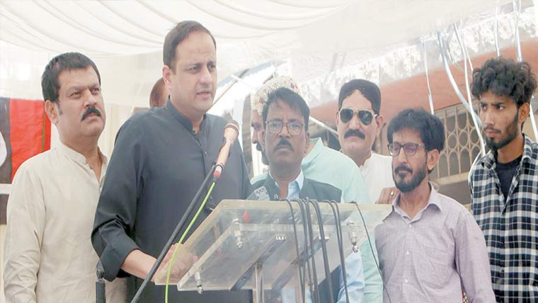 ترقیاتی کاموں پر دہرا معیار نہیں ہونا چاہیے ،مرتضیٰ وہاب 