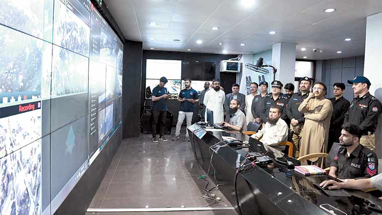 وزیر داخلہ کا سی پی او اور کمانڈ اینڈ کنٹرول سینٹر کا دورہ