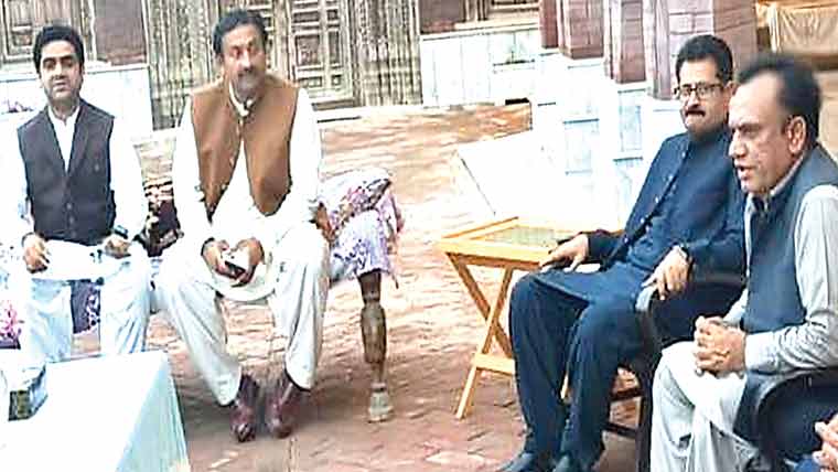 سردار محمد عاصم شیر میکن کا کمشنر  سرگودھا کے اعزاز میں افطار ڈنر 