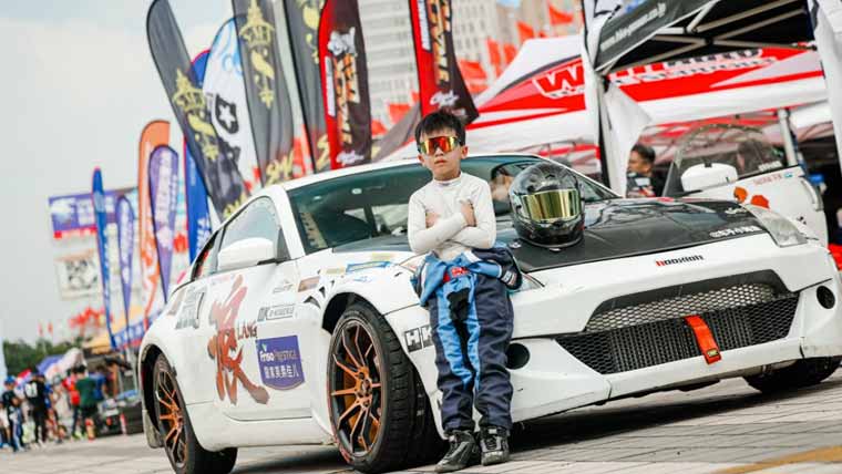 5سال کی عمر میں ڈرائیونگ لائسنس،کم ترین عمر پیشہ ور ریسر