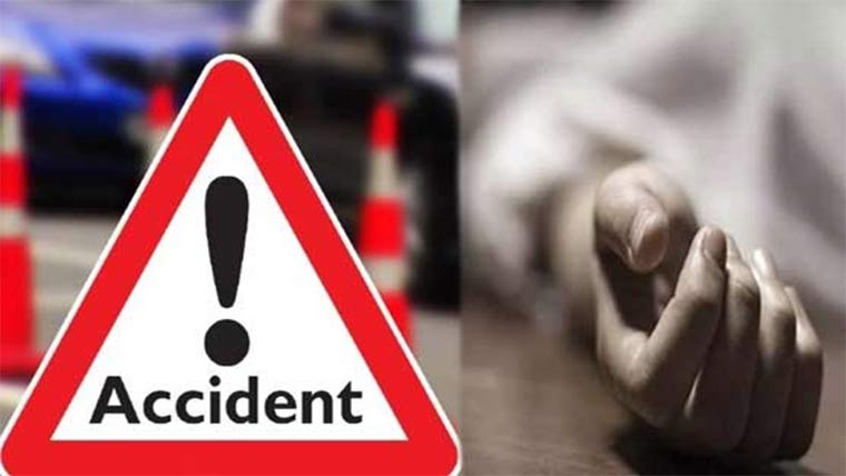  ڈمپرنے موٹر سائیکل سوار دو افراد کو کچل دیا ،بچہ جاں بحق 