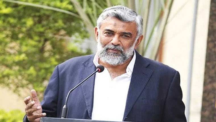  پاکستان کو محتاط اور متوازن پالیسی اپنانی چاہیے ، الطاف شکور