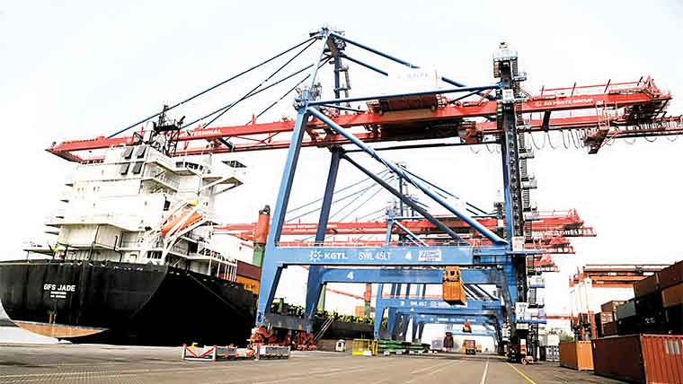  کراچی پورٹ پر ٹرانس شپمنٹ کارگو کی سرگرمیوں میں اضافہ