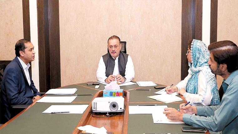 مزید ڈبل ڈیکز بسیں لانے کا فیصلہ