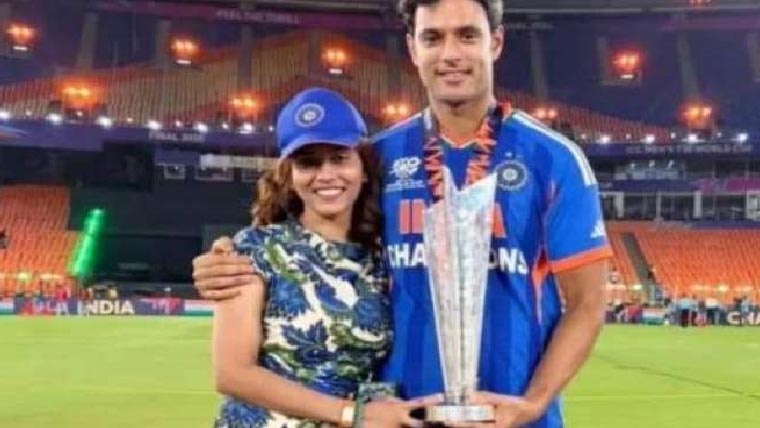 ٹی 20ورلڈ کپ کے ہیرو شیوم دوبے کو اہلیہ نے ہجوم سے بچا لیا