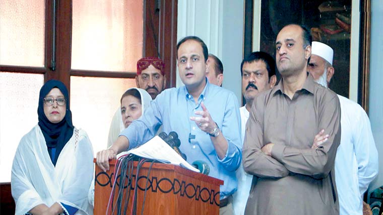 نیا قبرستان  بنانے کا اعلان : شہریوں کو آسانی ہو گی، مرتضیٰ وہاب