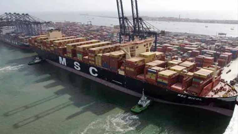 ٹرانسشپمنٹ کنٹینرز بندرگاہ سے باہر رکھنے کی اجازت کااصولی فیصلہ