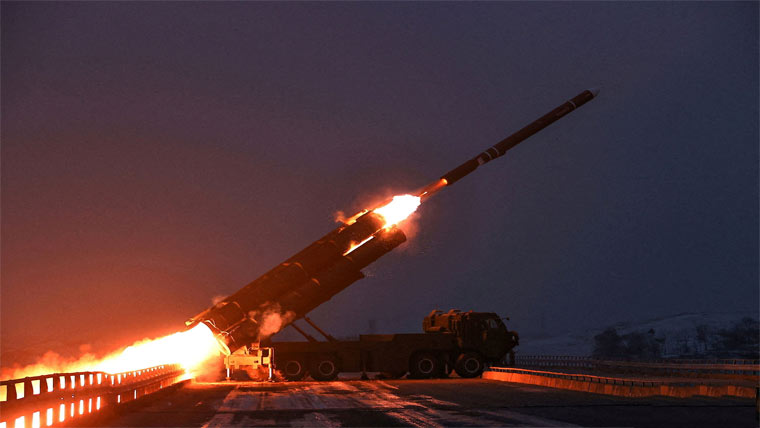 شمالی کوریا نے 10میزائل  داغ دئیے : جنوبی کوریا