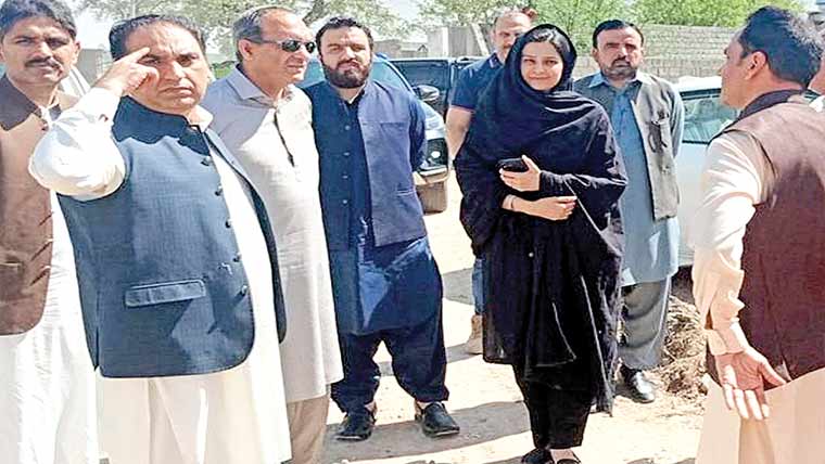 سیکرٹری لوکل گورنمنٹ کا جلالپور  جٹاں میں ترقیاتی منصوبوں کا جائزہ 