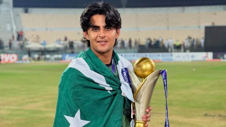 پی ایس ایل،ملتان سلطانز اور پنڈیز  کے درمیان اہم کھلاڑی کا تبادلہ 