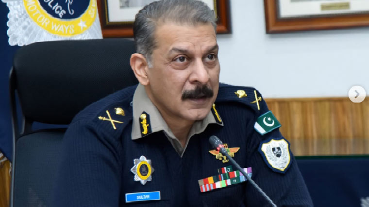  عید پر زائد کرایہ لینے والے ٹرانسپورٹرز کیخلاف کارروائی کافیصلہ 