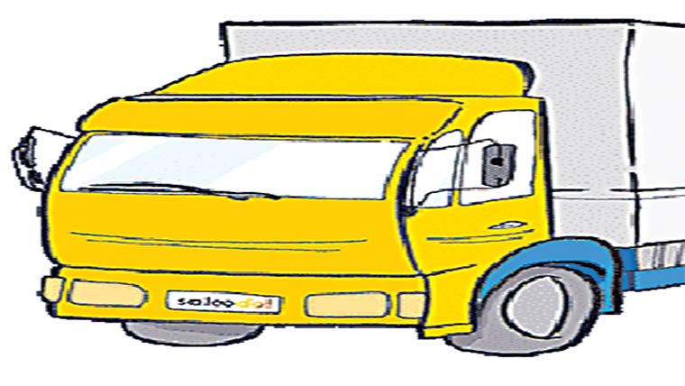 زد میں آ کر خاتون شدید زخمی 