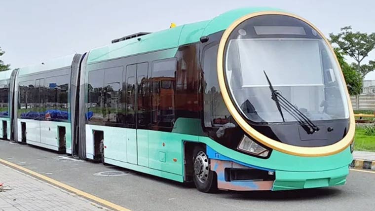 لاہور کی پہلی ٹائروں والی ٹرام سروس تاخیر کا شکار