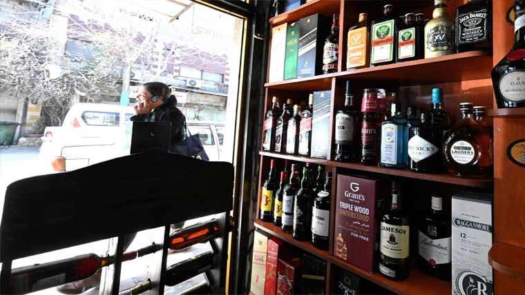 دمشق :مسیحی علاقوں میں شراب  فروخت کرنیکی اجازت