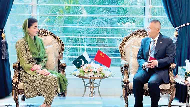 مریم نواز کا زیادہ کرایہ وصول کرنے والے ٹرانسپورٹرز کیخلاف کریک ڈائون کا حکم 