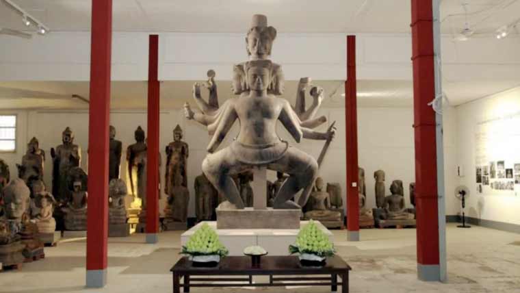 کمبوڈیا: 10ہزار ٹکڑوں میں ٹوٹا ہوا ہزارسال قدیم ڈانسنگ شیو مجسمہ بحال