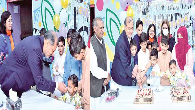  راجہ جہانگیر انور کا چائلڈ پروٹیکشن  انسٹیٹیوٹ کا دورہ ، بچوں میں عید گفٹ تقسیم