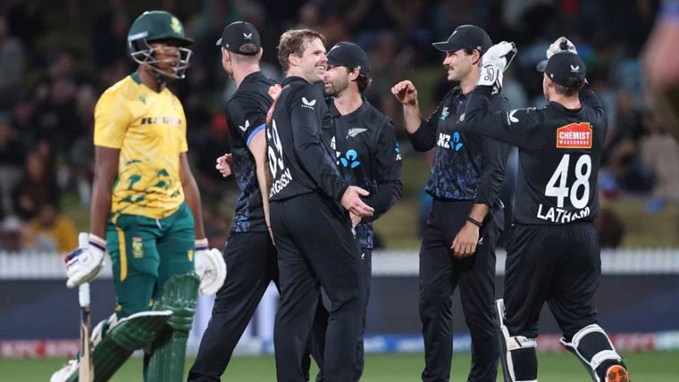 تیسرا ٹی 20:نیوزی لینڈ نے جنوبی  افریقہ کو 9وکٹوں سے ہرادیا