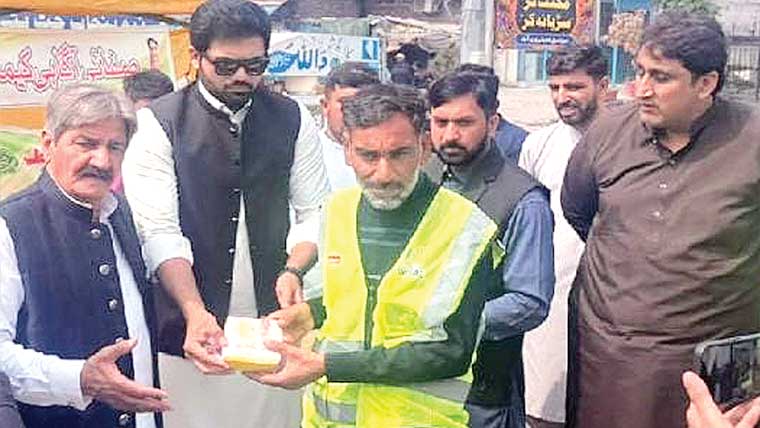 وزیر آباد کو صاف ستھرا ، سرسبز بنانے کیلئے کوشاں :وقار چیمہ 